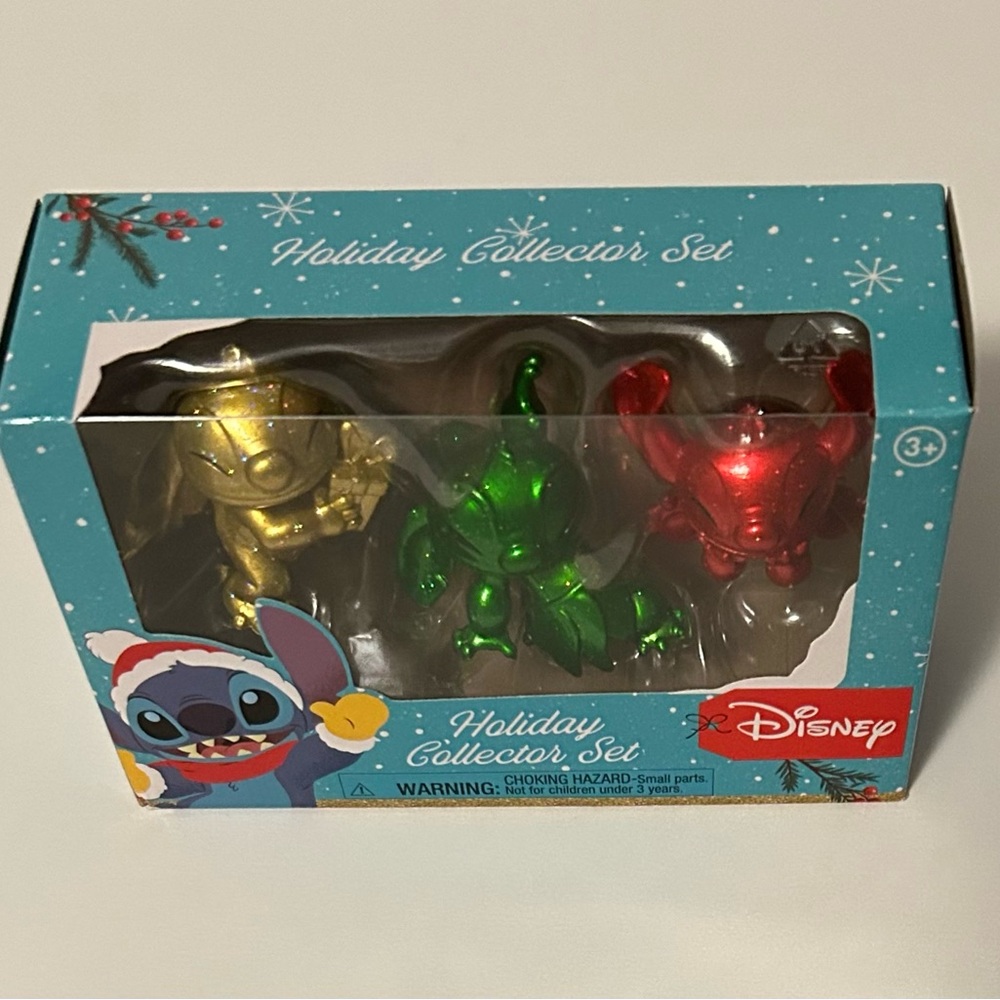 Stitch Holiday Collector Set - Picture 5 of 5